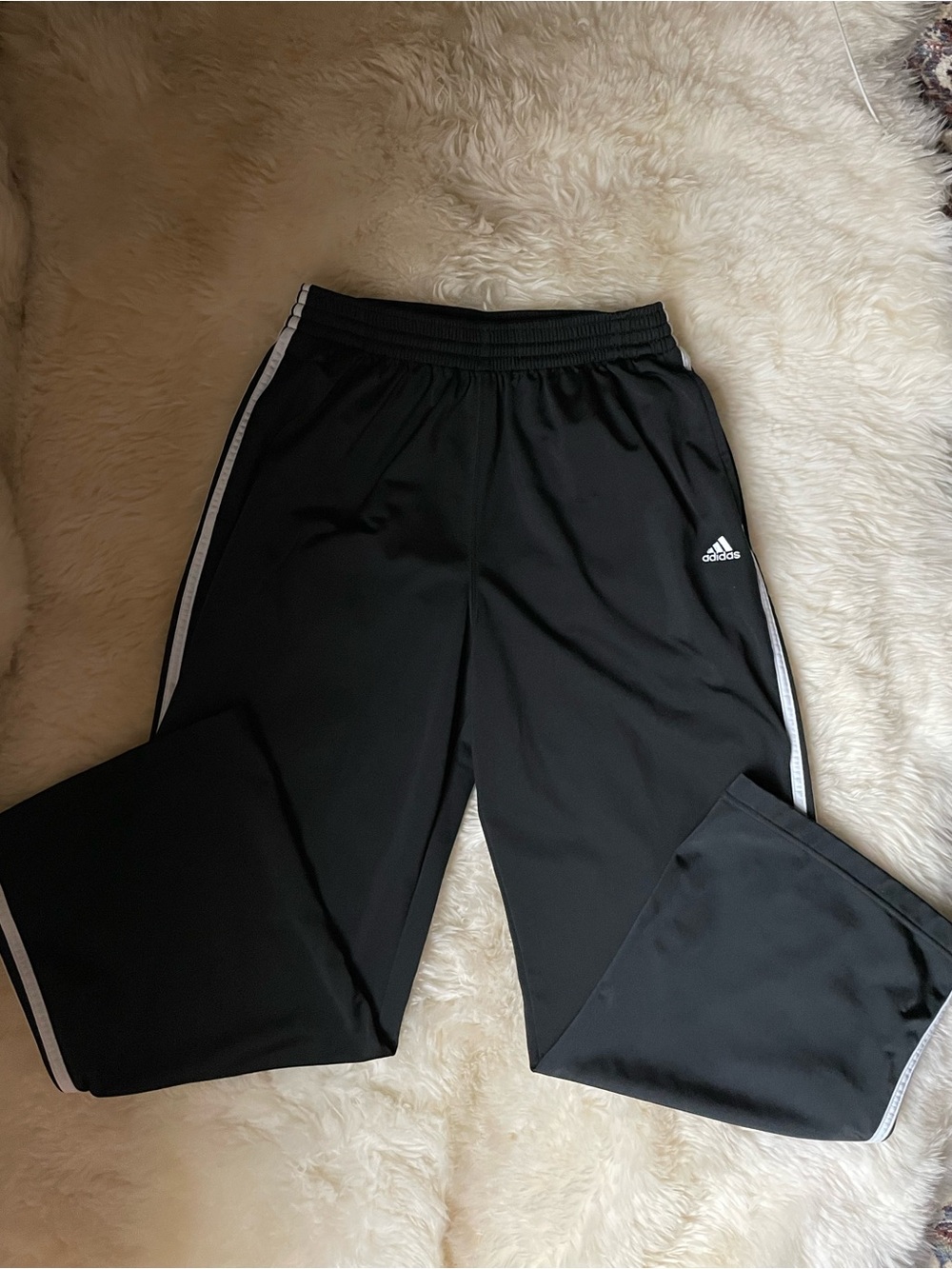 Vintage Adidas midrise black & white baggy wide leg men’s 3 striped track pants